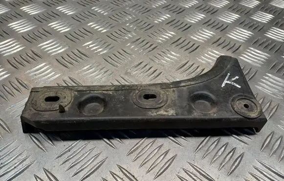 Audi A6 S6 C5 4B Front bumper mounting bracket 4B0807283B
