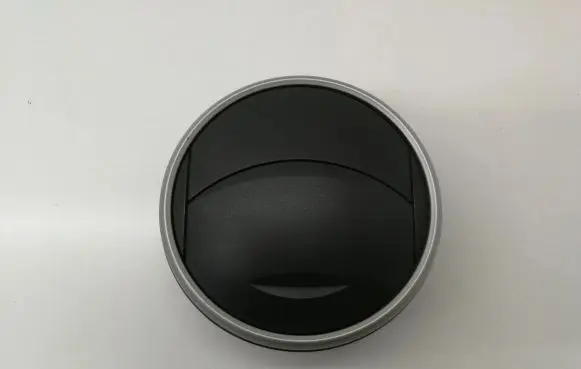 Quarter panel pressure vent