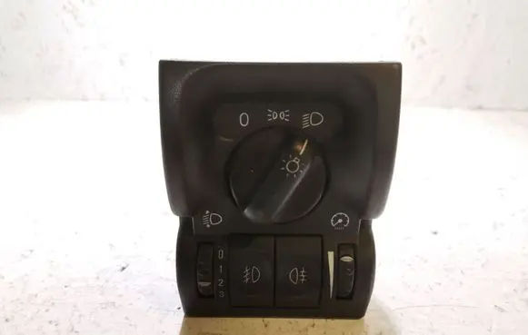 Opel Vectra B Light switch 90569814