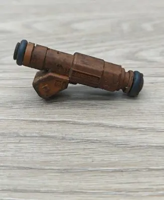 Volvo XC90 Fuel injector 9186340
