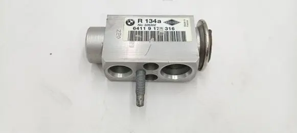 BMW 5 E60 E61 Air conditioning (A/C) expansion valve 64119178316 9138032 64119138032