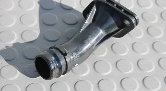 Hyundai i30 Engine coolant pipe/hose 25631-04010 2563104010