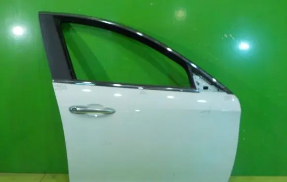 Alfa Romeo Giulietta Front door PRZOD 18AB16