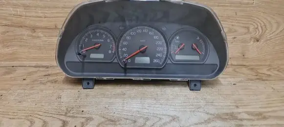 Volvo S40, V40 Speedometer (instrument cluster) 30621246