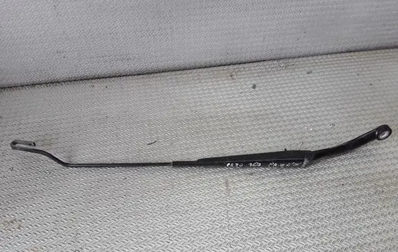 Peugeot 307 Front wiper blade arm 9634509280