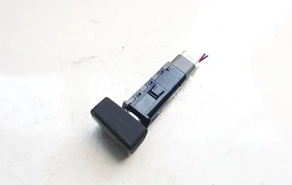 Hyundai Santa Fe Windscreen/window heater switch 9371026500