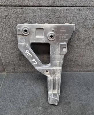 Front bumper mounting bracket