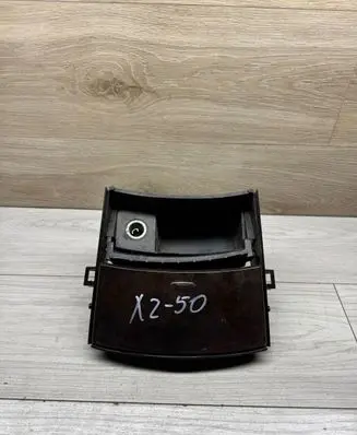 Mercedes-Benz R W251 Center console M20060