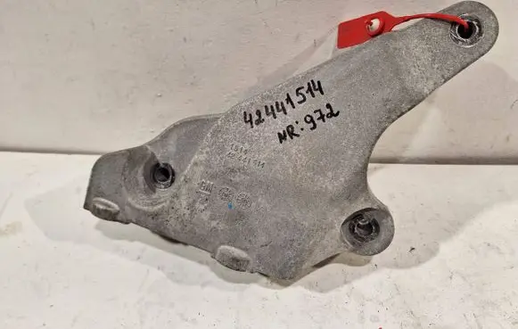 Opel Karl Engine mounting bracket 42441514