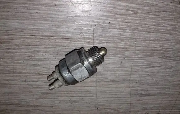 Volvo S60 Reversing light switch sensor 9442728