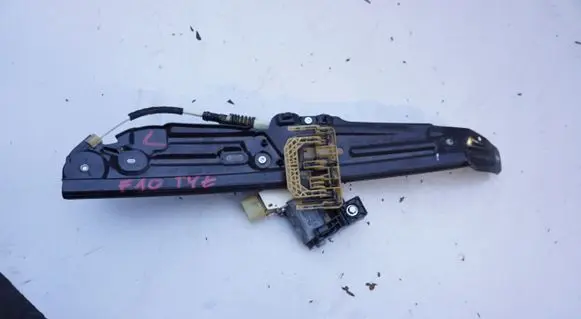 Mazda MX-30 Rear door window regulator with motor