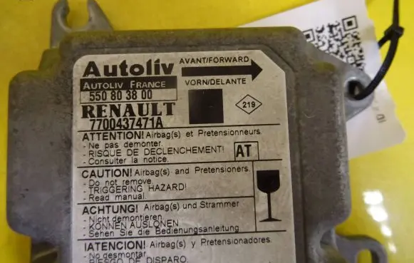 Renault Scenic I Airbag control unit/module 7700437471A 550803800