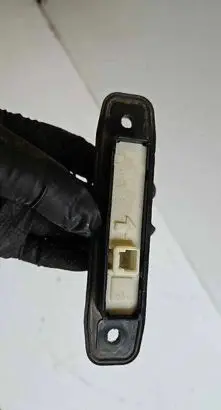 Toyota Avensis T270 Tailgate opening switch 965-5K32