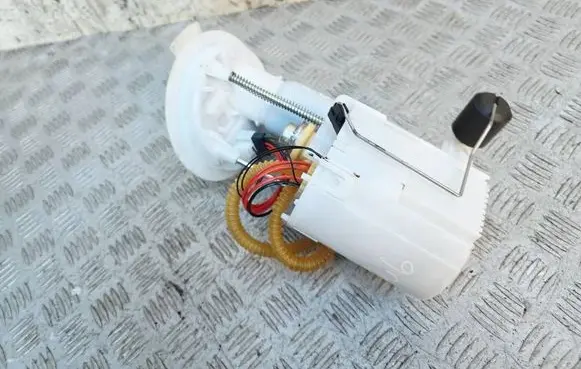 BMW 2 F22 F23 In-tank fuel pump 7344066 0580200701