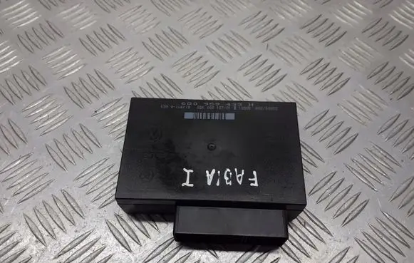 Skoda Fabia Mk1 (6Y) Voice control module 6Q0959433H