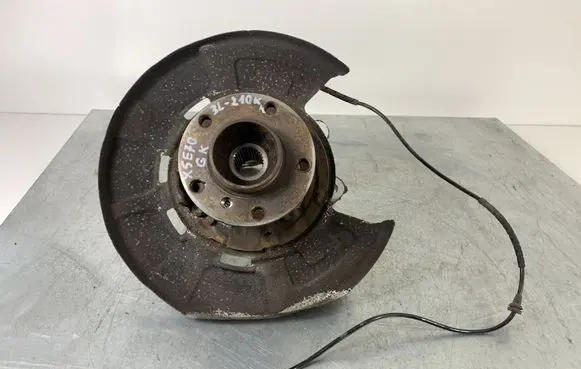 BMW X5 E70 Rear wheel hub