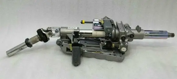 Mercedes-Benz CLS C218 X218 Steering wheel axle A2124602816