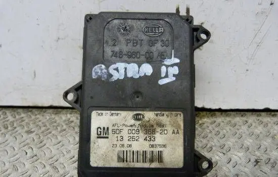 Opel Astra H Headlight ballast module Xenon 13252433 5DF00936820AA 0837596