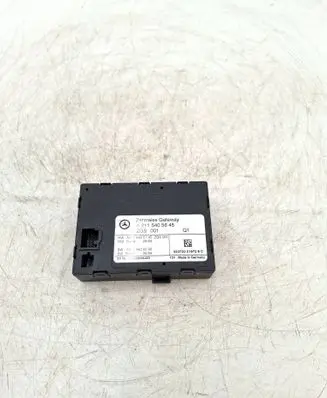 Mercedes-Benz E W211 Gateway control module A2115405645 A2114420000 A2115405745