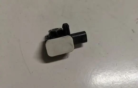 Dodge Durango Airbag deployment crash/impact sensor A1668210151