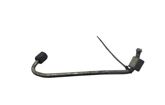 KIA Sorento Fuel injector supply line/pipe 