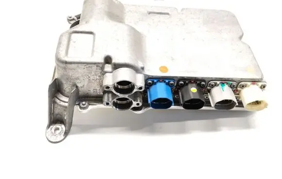 Tesla Model S Voltage converter inverter 1059891-00-C