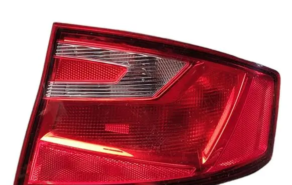 Seat Toledo IV (NH) Rear/tail lights 18489602