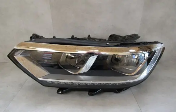 Volkswagen PASSAT B8 Headlight/headlamp 3G1941035C 90049922 89910F23701