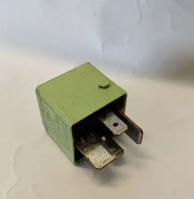 Skoda Superb B6 (3T) Other relay 4H0951253