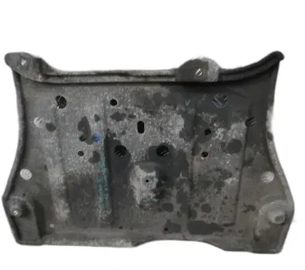 KIA Sorento IV Engine splash shield/under tray 