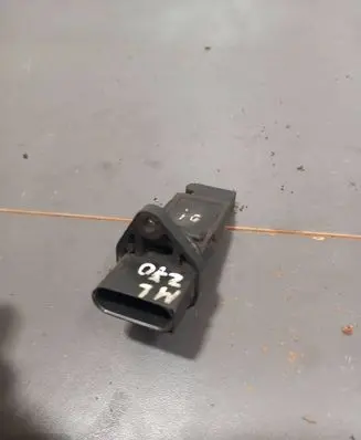 Mass air flow meter