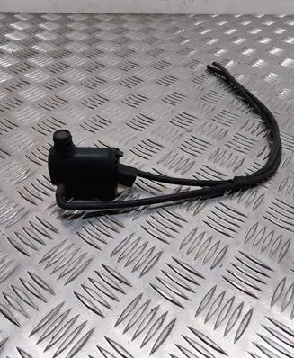 KIA Sorento Windscreen/windshield washer pump 985103E000