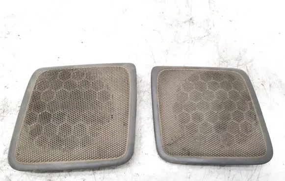 Volkswagen Transporter - Caravelle T4 Side speaker trim/cover 7D1857210 7D1857209