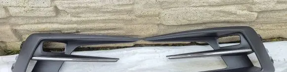 Renault Megane IV Front bumper lower grill 261A21573R