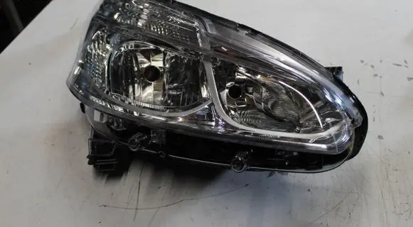 Peugeot 208 Headlight/headlamp 9802221280