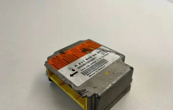 Mercedes-Benz E W211 Airbag control unit/module A2118209485 500407200881