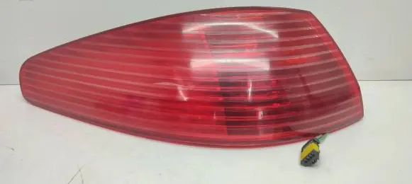Peugeot 607 Rear/tail lights 2543G
