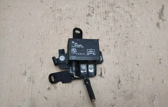 BMW 3 F30 F35 F31 Coolant fan relay 919830201