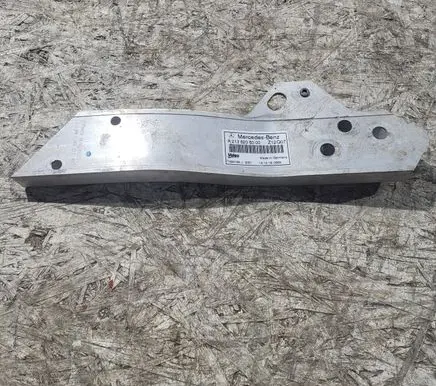 Mercedes-Benz E W213 Radiator support slam panel bracket A2136206300 Z12Q07 T49418A