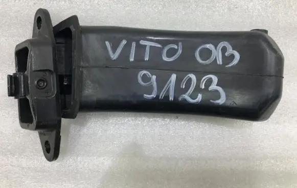 Mercedes-Benz Vito Viano W639 Other front door trim element