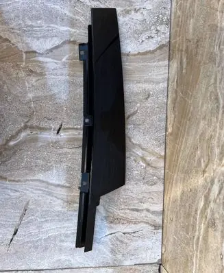 Volvo C40 Front door glass trim molding 32262942 32262942AB