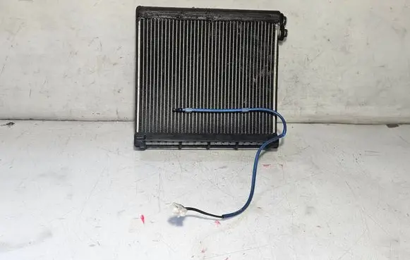 Toyota Avensis T250 Air conditioning (A/C) radiator (interior) 