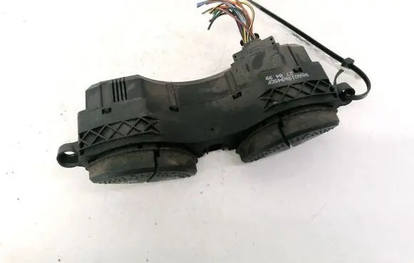 Windscreen/window heater switch