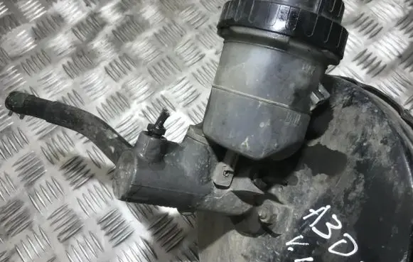 Volvo S40, V40 Master brake cylinder l481378