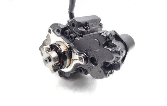 Ford Kuga I Fuel injection high pressure pump 9687959180