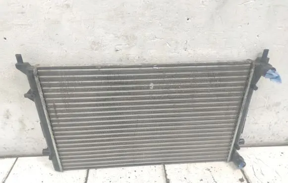Volkswagen Golf Plus Coolant radiator 734332 0721011202
