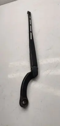 Front wiper blade arm