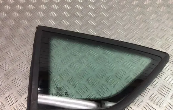 Ford C-MAX II Rear side window AM51R29751A
