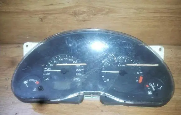 Ford Galaxy Speedometer (instrument cluster) 95vw10849bd 95vw-10849-bd