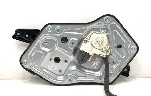 Skoda Yeti (5L) Front door window regulator with motor 5L0837401A